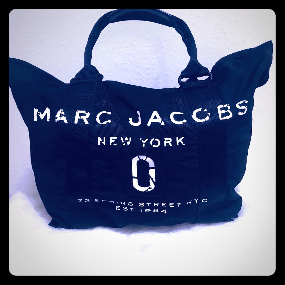 🔥🔥🔥Marc Jacobs Travel Bag🔥🔥🔥
